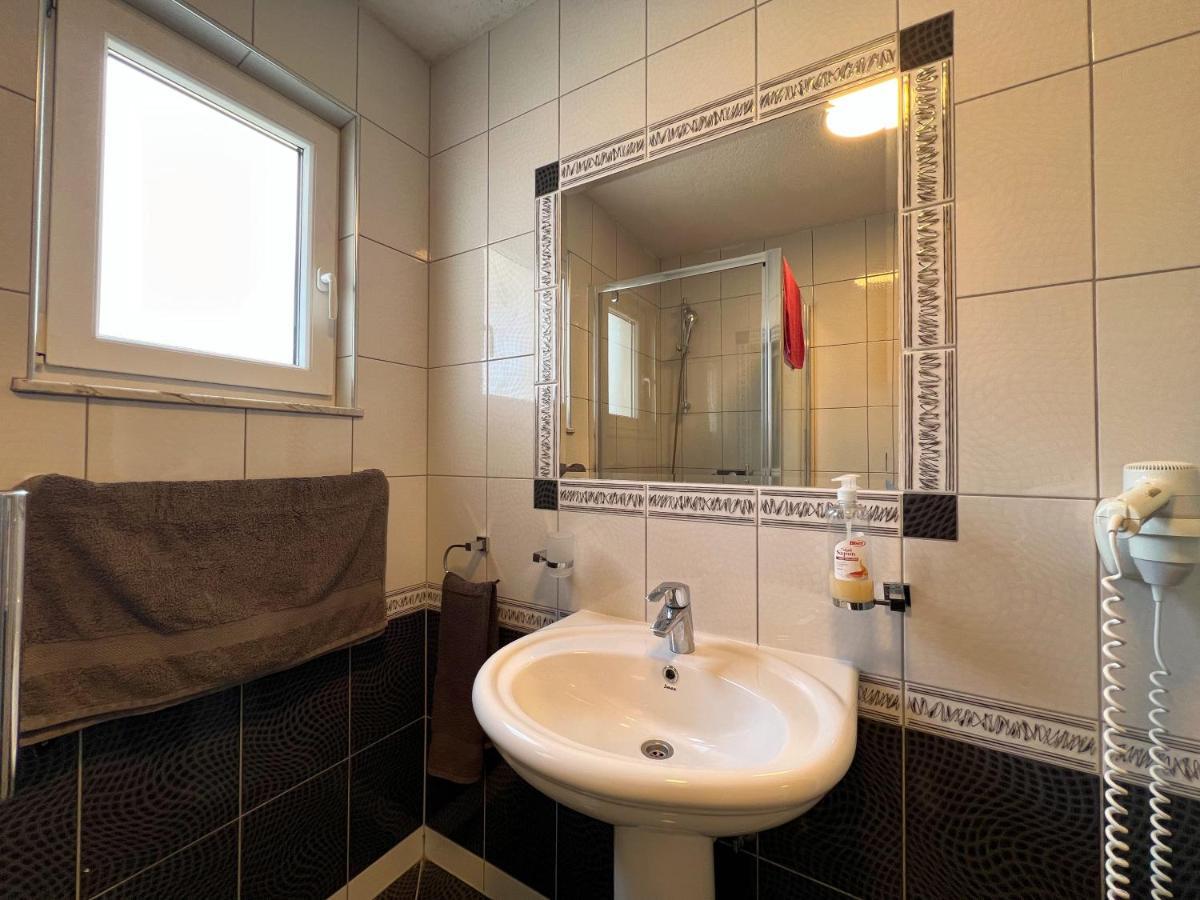 Apartments Dream House Zaton Затон Экстерьер фото