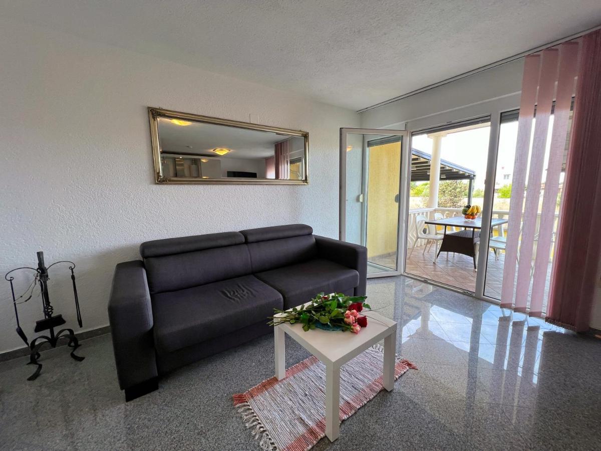 Apartments Dream House Zaton Затон Экстерьер фото